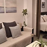 Domus City Apartment With Wonderful Balcony